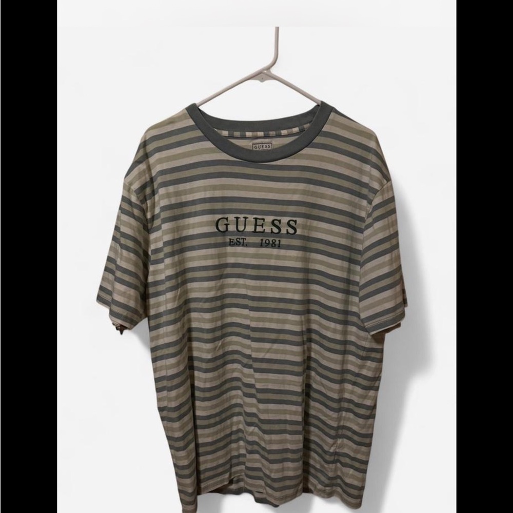 Guess Gray Short Sleeve Tee with Stripes
